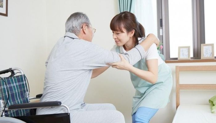 Chi phí chăm sóc người cao tuổi tại viện dưỡng lão có nhiều không?