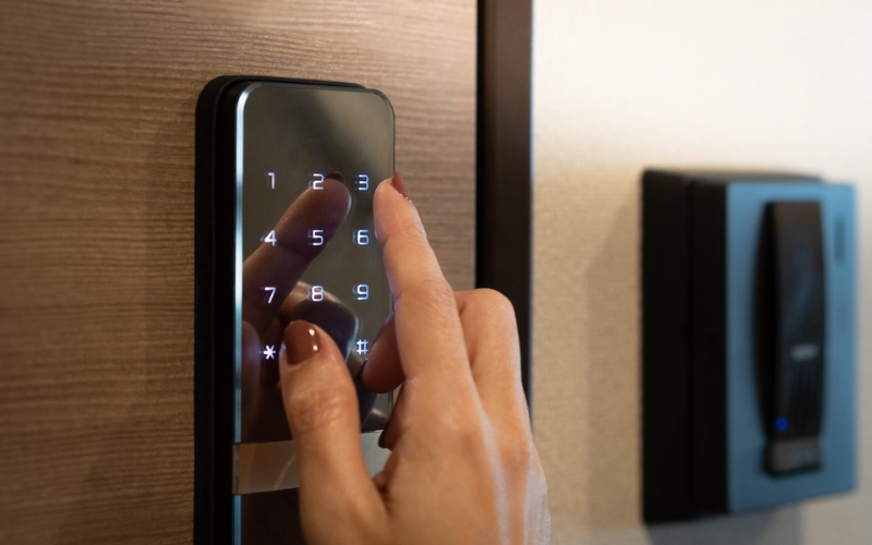 Thêm mật khẩu người dùng