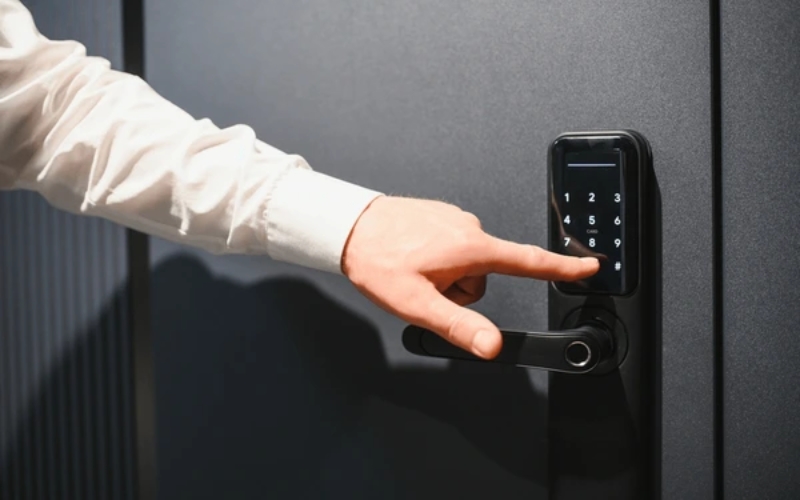 Xóa toàn bộ mật khẩu trên khóa