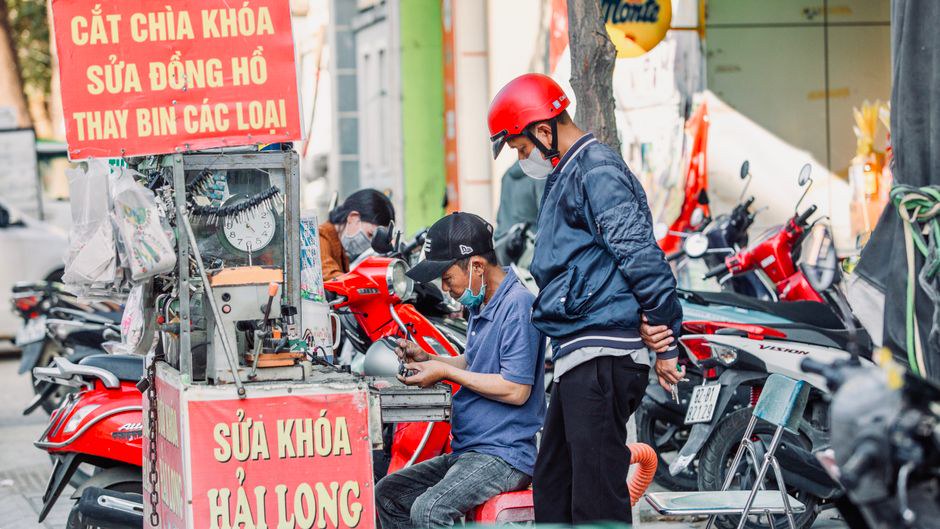 Vì sao nhiều phòng khám và cơ sở dịch vụ đời sống phải thay đổi thông tin doanh nghiệp khi mở rộng Vì sao nhiều phòng khám và cơ sở dịch vụ đời sống phải thay đổi thông tin doanh nghiệp khi mở rộng